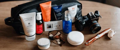Trousse de toilette voyage avion : astuces incontournables pour un embarquement sans stress